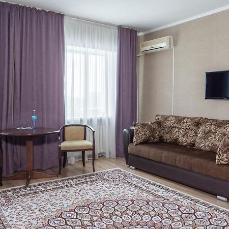 Azamat Hotel Akmola Esterno foto